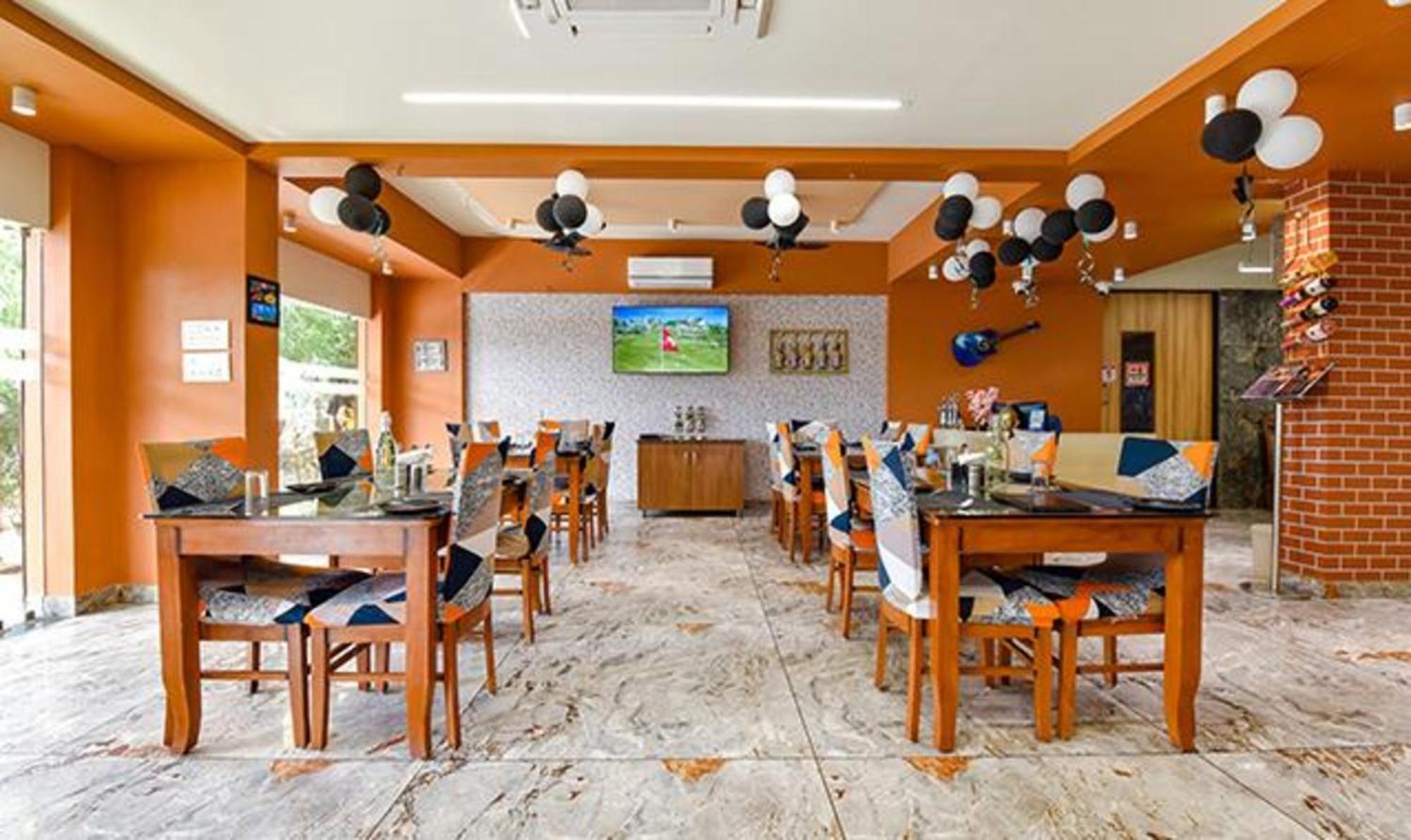 Fabhotel Siddharth Corporate - Vavol, Gandhinagar Bagian luar foto