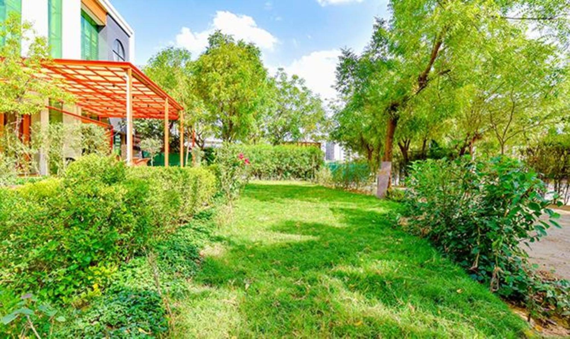 Fabhotel Siddharth Corporate - Vavol, Gandhinagar Bagian luar foto